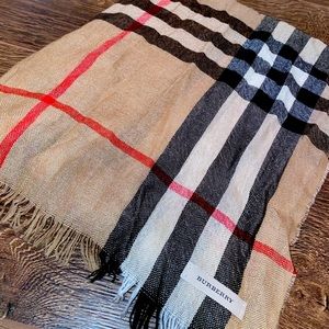 Authentic light weight burberry scarf